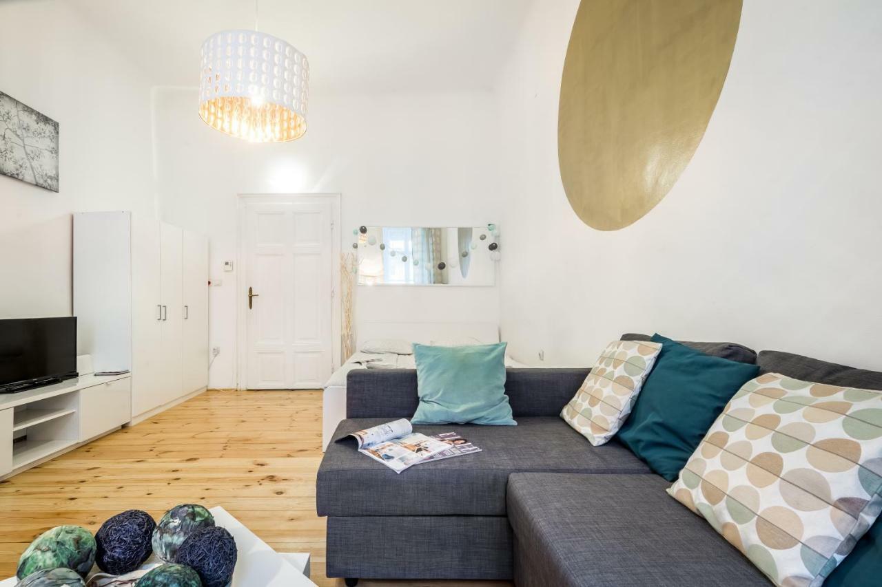 Bpr Bright Sapphire Apartment Budapest Luaran gambar