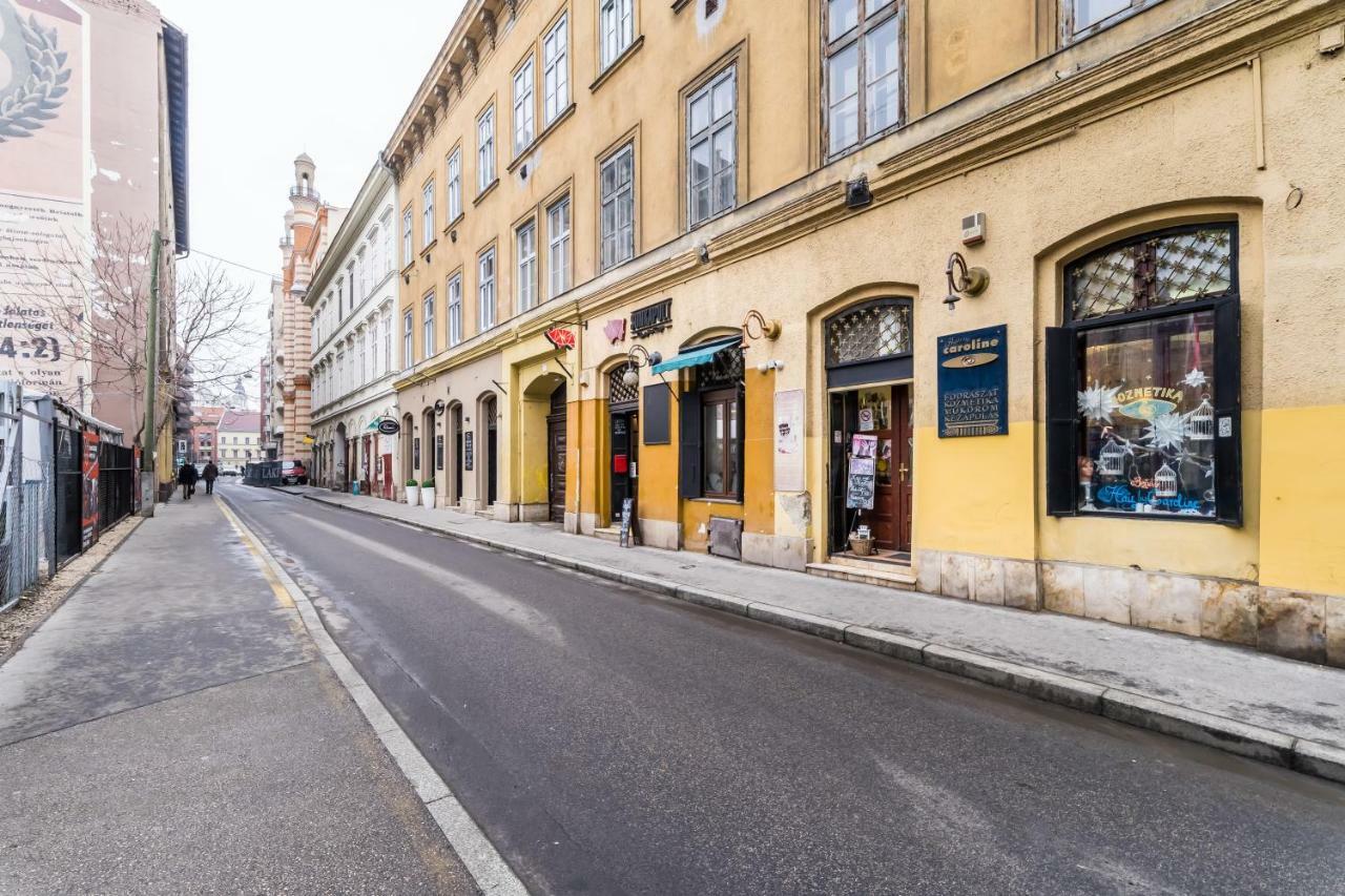 Bpr Bright Sapphire Apartment Budapest Luaran gambar